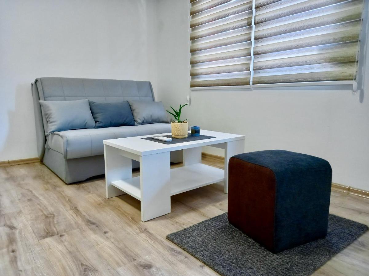 Apartmani Loric วิเชกราด ภายนอก รูปภาพ