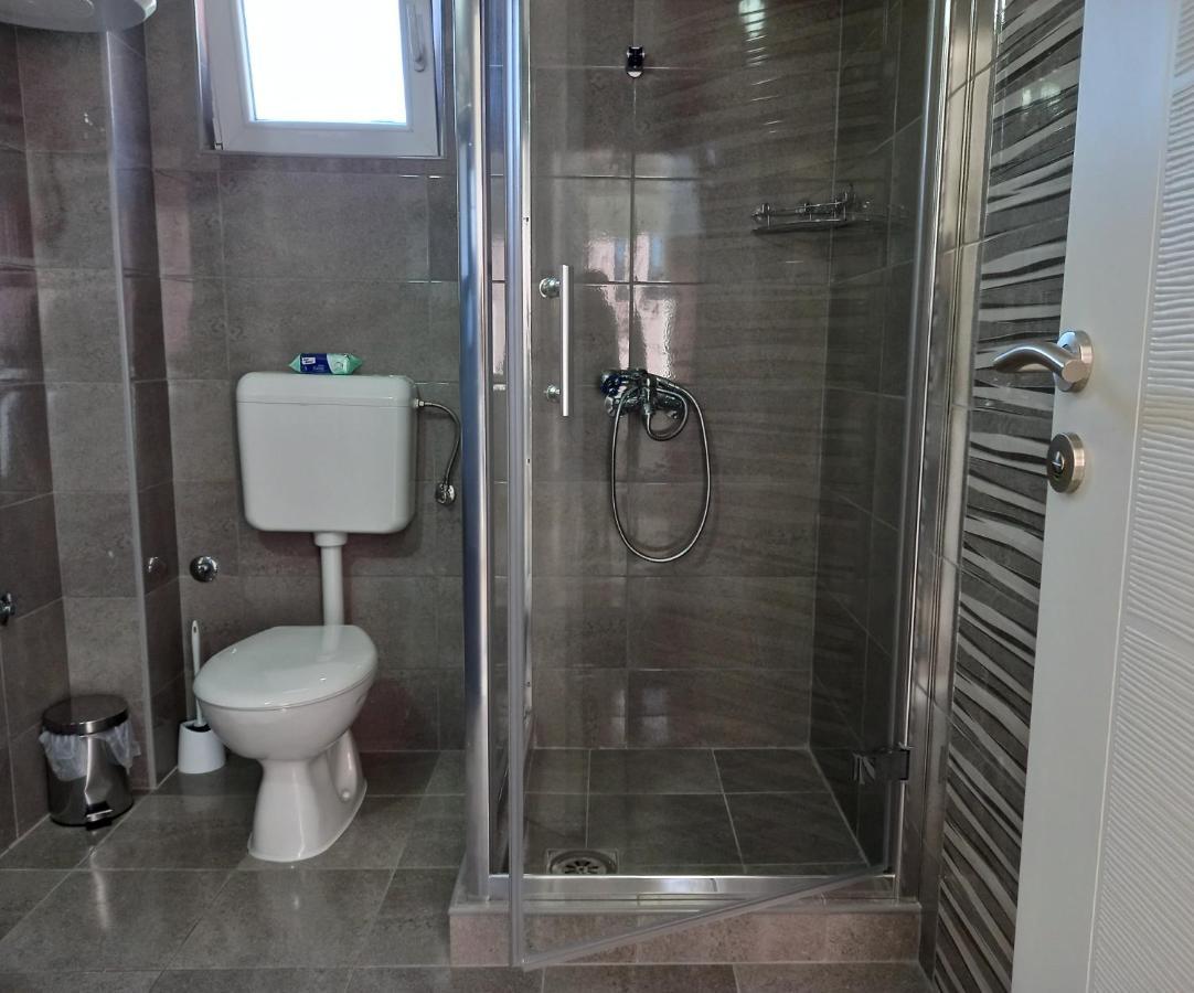 Apartmani Loric วิเชกราด ภายนอก รูปภาพ