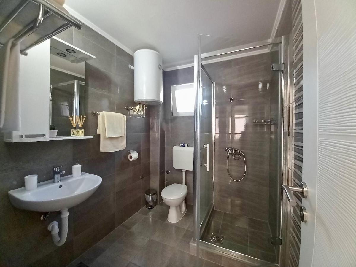 Apartmani Loric วิเชกราด ภายนอก รูปภาพ
